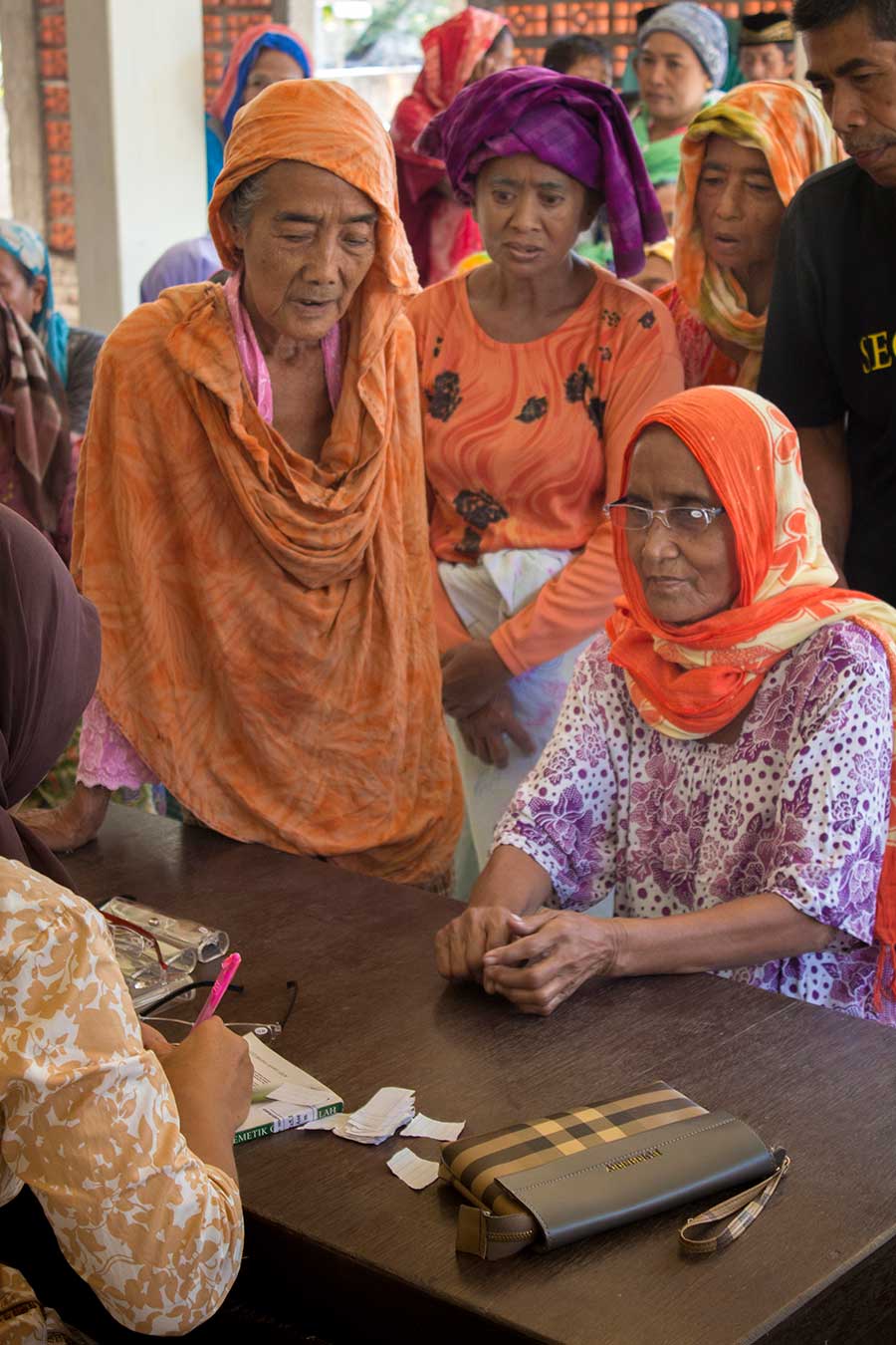 Needle/Reading glasses for Pulau Medang Needle/Reading glasses for Pulau Medang