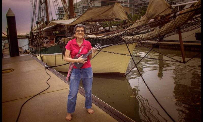 A huge thanks to Mrs. Seto Wai Ming who donated musical instruments, footballs, volleyballs, basketballs, reading glasses, and skipping ropes.