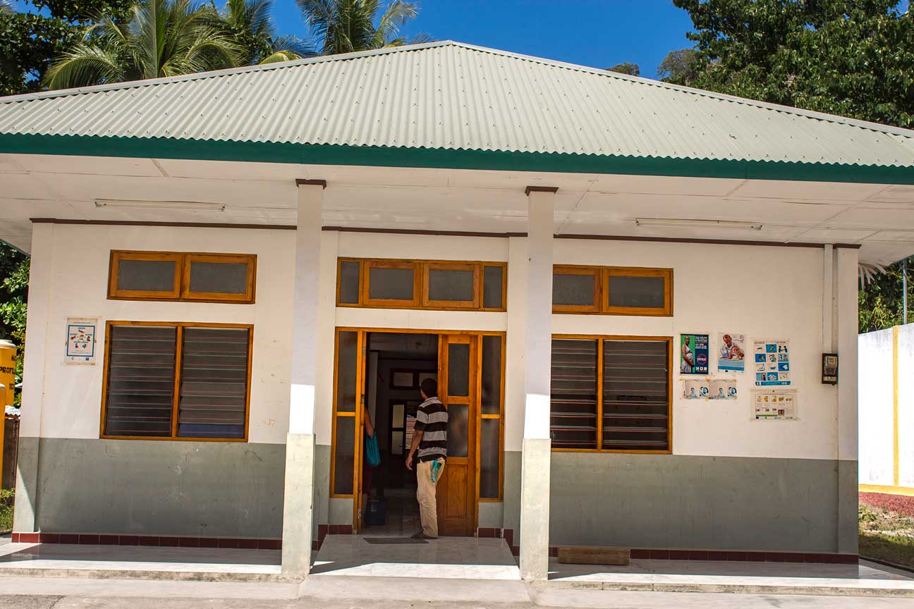 Vila is the centre in Atauro island and home to the main Maternity clinic. New building and nice furniture but general lack of medical equipment. This is one of the problems we encounter in East Timor regularly.