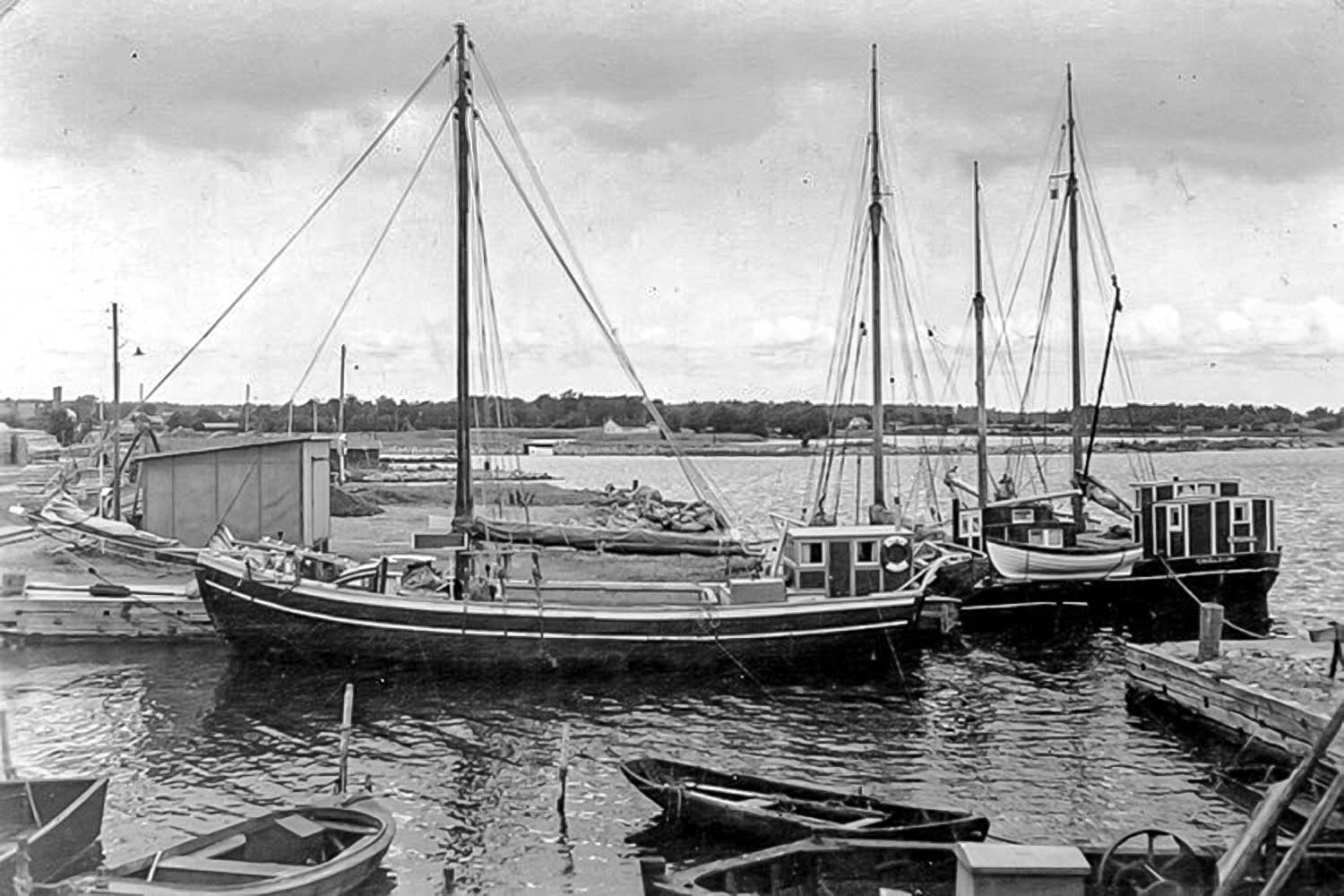 Historic vessel Vega along side in 1952